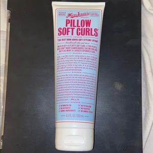 Miss Jessie’s Pillow Soft Curls